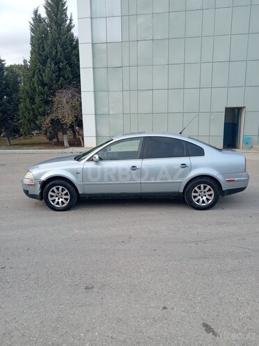Volkswagen Passat 2002, 357,465 km - 1.8 l - Bakı
