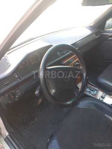 Mercedes 220 E 1997, 250,000 km - 2.2 l - Bakı