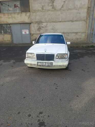 Mercedes 220 E 1997, 250,000 km - 2.2 l - Bakı