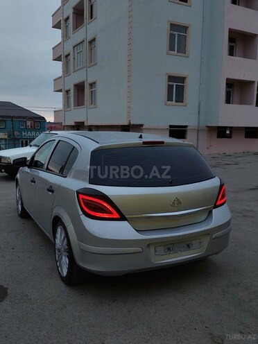 Opel Astra 2005, 245,000 km - 1.4 l - Bakı