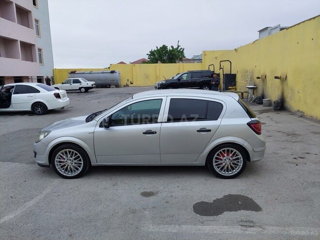 Opel Astra 2005, 245,000 km - 1.4 l - Bakı