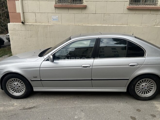 BMW 528 2000, 437,000 km - 2.8 л - Bakı
