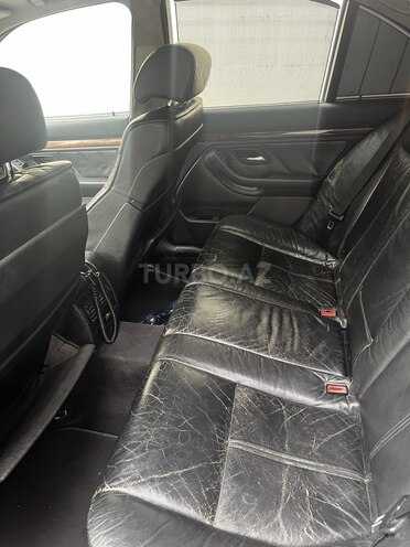 BMW 528 2000, 437,000 km - 2.8 л - Bakı
