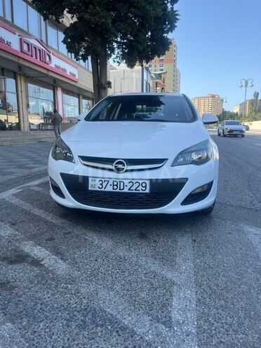 Opel Astra 2015, 160,000 km - 1.6 л - Bakı