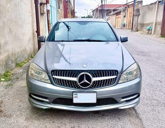 Mercedes C 250 4MATIC 2011, 325,000 km - 2.5 l - Bakı
