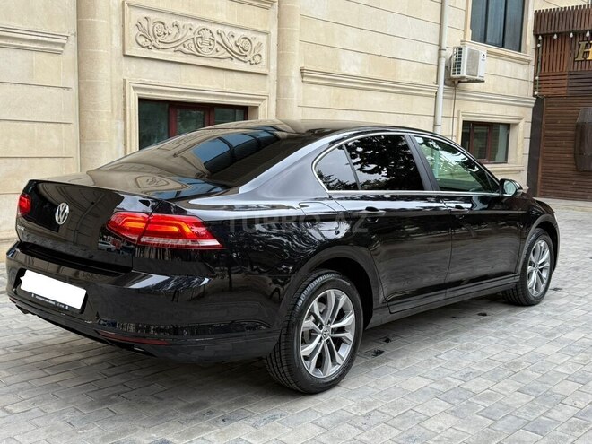 Volkswagen Passat 2018, 142,000 km - 1.8 l - Bakı