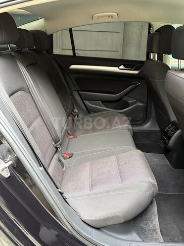 Volkswagen Passat 2018, 142,000 km - 1.8 l - Bakı