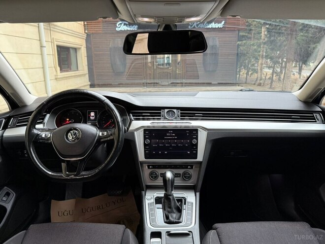 Volkswagen Passat 2018, 142,000 km - 1.8 l - Bakı