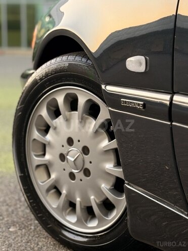 Mercedes C 200 1998, 266,131 km - 2.0 л - İmişli