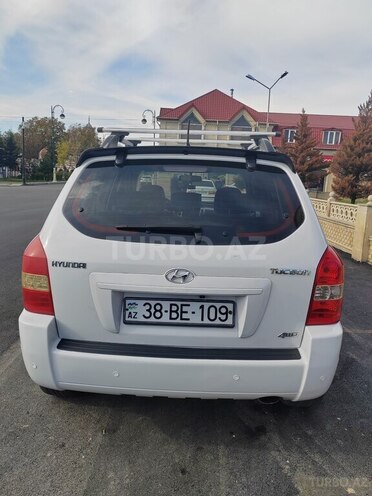 Hyundai Tucson 2008, 277,000 km - 2.0 l - Qusar