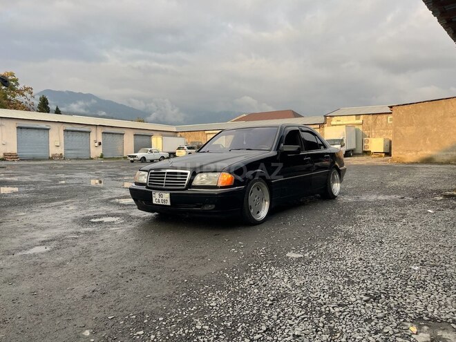 Mercedes C 230 1996, 353,227 km - 2.3 l - Zaqatala