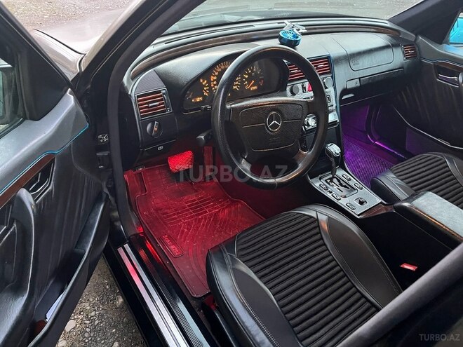 Mercedes C 230 1996, 353,227 km - 2.3 l - Zaqatala