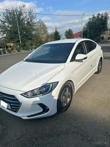 Hyundai Avante 2016, 150,000 km - 1.6 л - Şəmkir