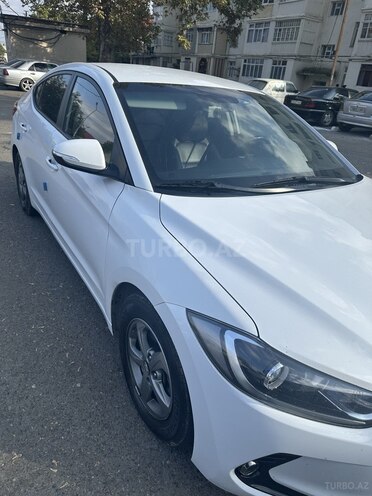 Hyundai Avante 2016, 150,000 km - 1.6 л - Şəmkir