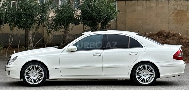 Mercedes E 320 2002, 299,000 km - 3.2 l - Bakı