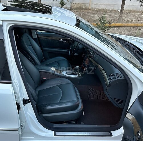 Mercedes E 320 2002, 299,000 km - 3.2 l - Bakı