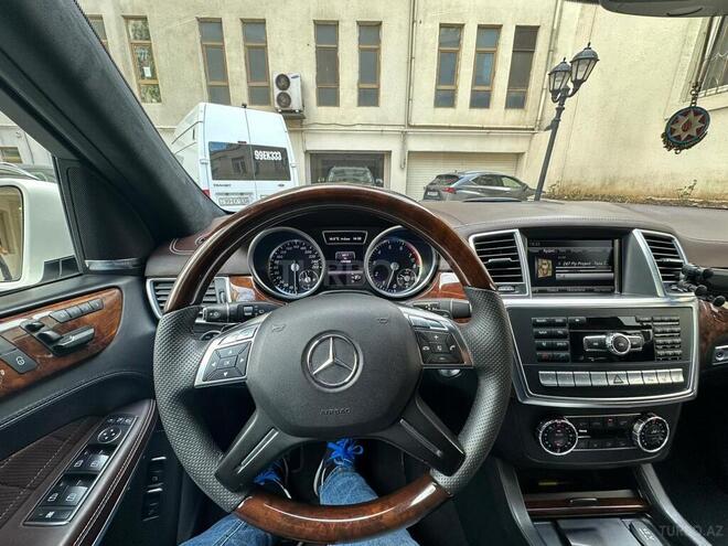 Mercedes GL 500 4MATIC 2013, 136,400 km - 4.7 l - Bakı