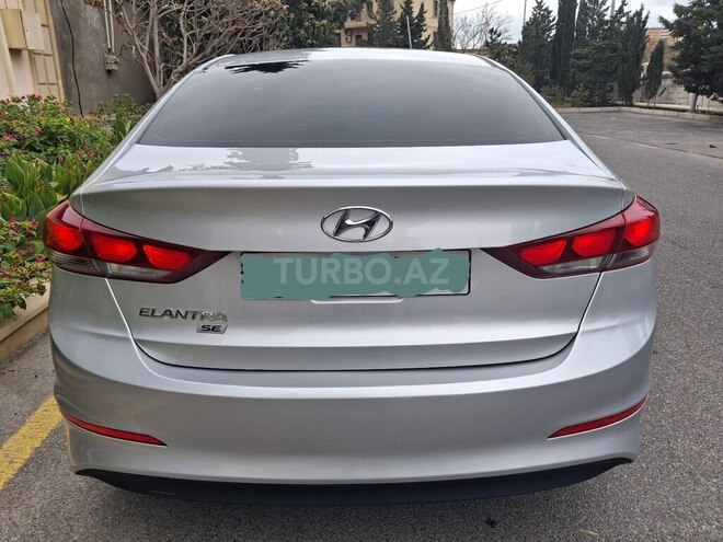 Hyundai Elantra 2018, 129,998 km - 2.0 л - Bakı