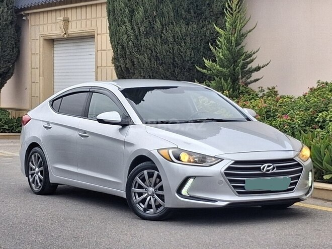 Hyundai Elantra 2018, 129,998 km - 2.0 л - Bakı