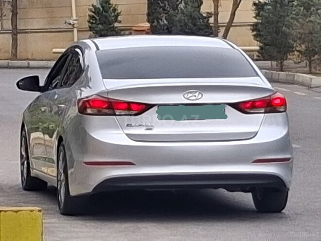 Hyundai Elantra 2018, 129,998 km - 2.0 л - Bakı