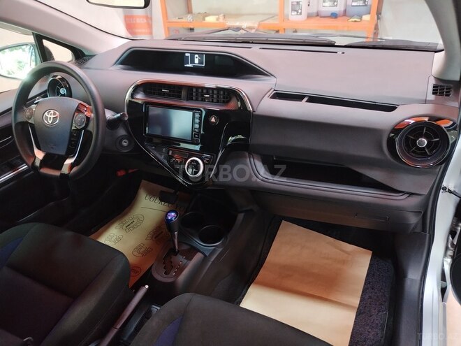 Toyota Aqua 2018, 110,000 km - 1.5 l - Bakı