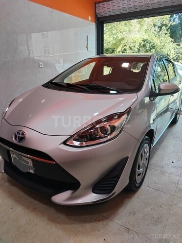 Toyota Aqua 2018, 110,000 km - 1.5 l - Bakı