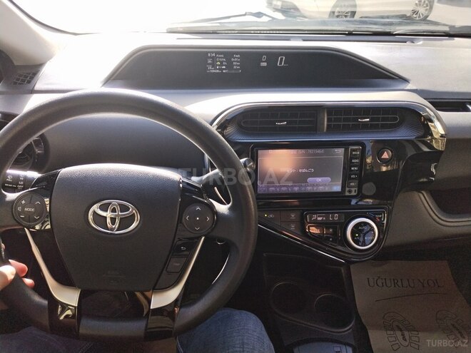 Toyota Aqua 2018, 110,000 km - 1.5 l - Bakı
