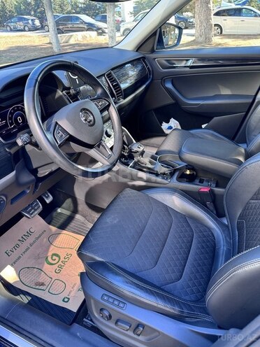 Skoda Kodiaq 2020, 35,300 km - 2.0 л - Bakı
