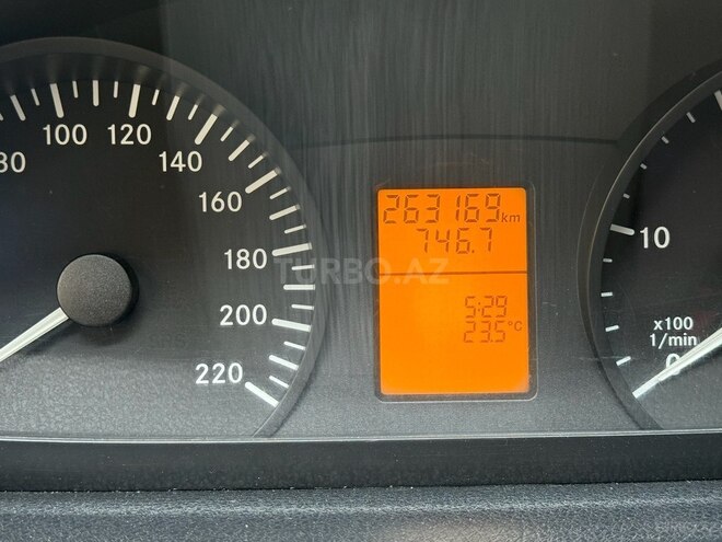 Mercedes  2011, 263,000 km - 2.1 l - Bakı