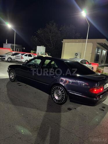 Mercedes E 320 2000, 319,000 km - 3.2 l - Mingəçevir