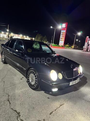 Mercedes E 320 2000, 319,000 km - 3.2 l - Mingəçevir