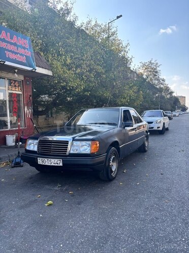 Mercedes 220 E 1992, 568,525 km - 2.2 л - Bakı