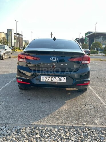 Hyundai Elantra 2018, 74,000 km - 2.0 л - Bakı