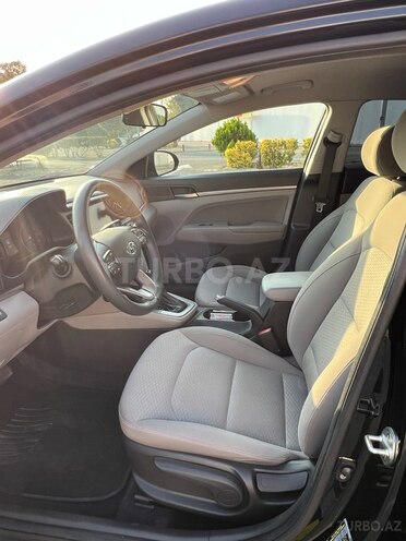 Hyundai Elantra 2018, 74,000 km - 2.0 л - Bakı