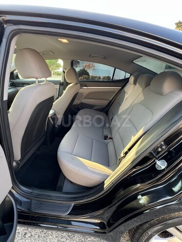 Hyundai Elantra 2018, 74,000 km - 2.0 л - Bakı