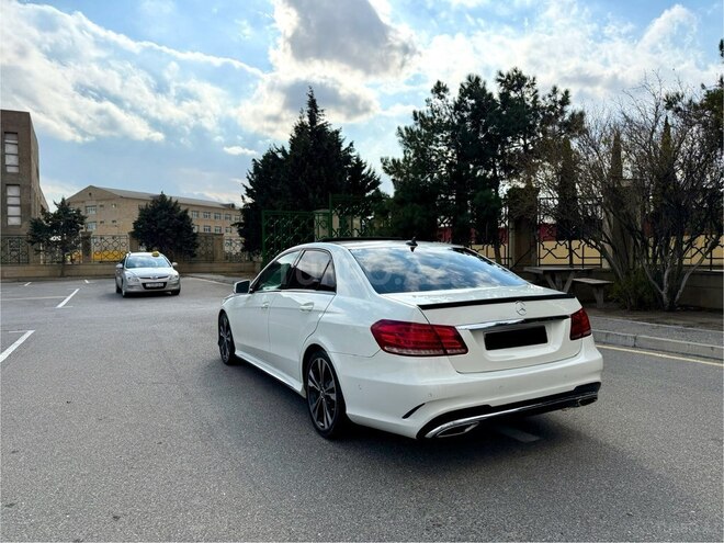 Mercedes E 250 2010, 287,950 km - 1.8 l - Bakı