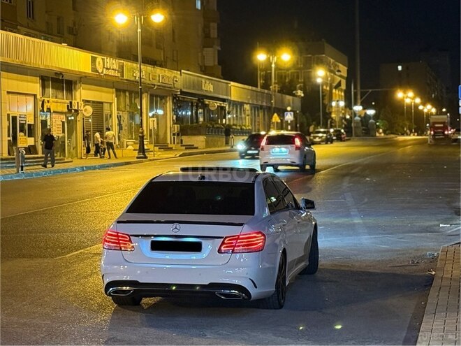 Mercedes E 250 2010, 287,950 km - 1.8 l - Bakı