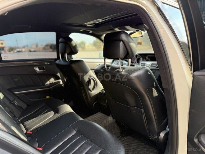 Mercedes E 250 2010, 287,950 km - 1.8 l - Bakı