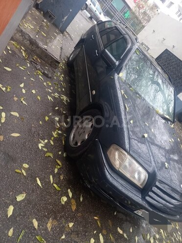 Mercedes C 200 1997, 413,000 km - 2.0 л - Bakı