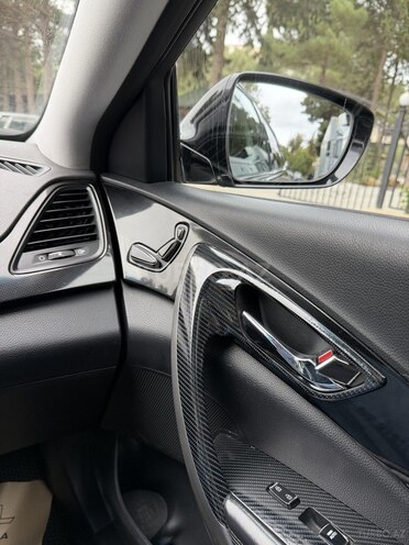 Hyundai Grandeur-16