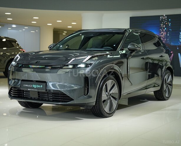 Lynk & Co 08-1