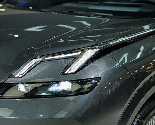 Lynk & Co 08-10