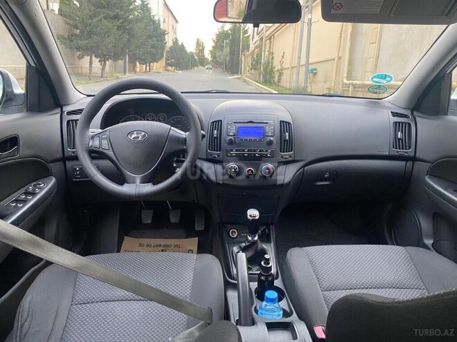 Hyundai i30 2010, 221,000 km - 1.6 l - Bakı