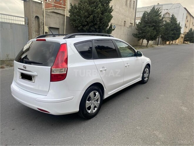 Hyundai i30 2010, 221,000 km - 1.6 l - Bakı