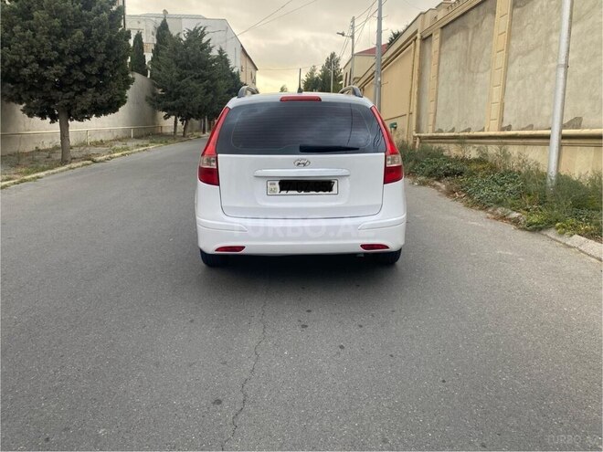 Hyundai i30 2010, 221,000 km - 1.6 l - Bakı