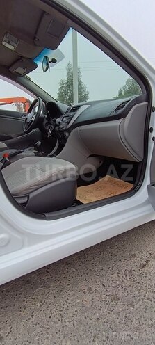 Hyundai Accent 2016, 252,667 km - 1.6 l - Bakı