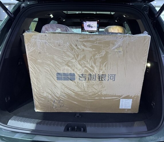 Geely Galaxy M9-23