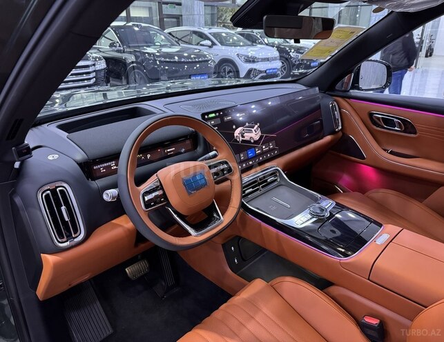 Geely Galaxy M9-9