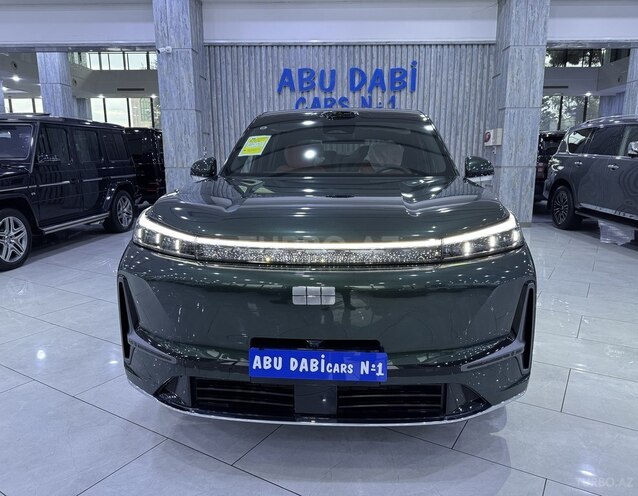 Geely Galaxy M9-2
