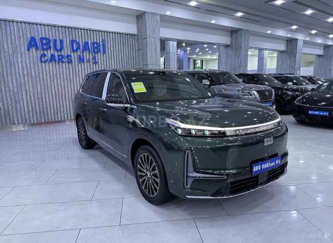 Geely Galaxy M9-3